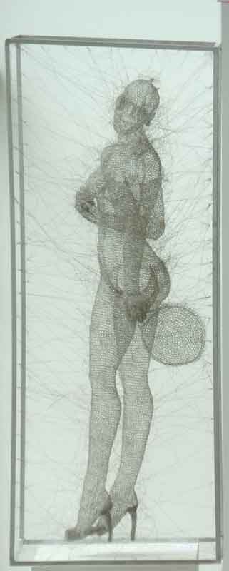 Nadia Zubareva wire sculprure spider girl, transparancy with metal wire.